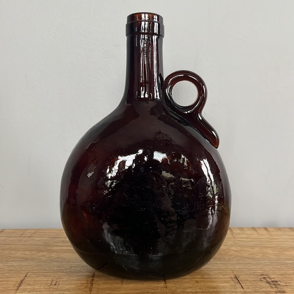 Vintage Deep Amber Handled Glass Decanter or Flagon - Picture 1 of 11